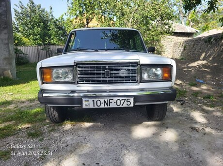 LADA (VAZ) 2107 2005