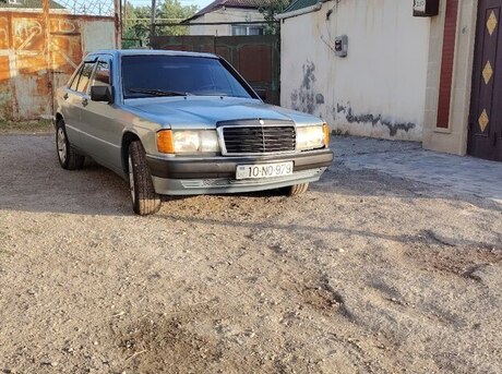 Mercedes 190 1991