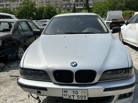 BMW 523 1999