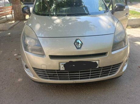 Renault Grand Scenic 2011