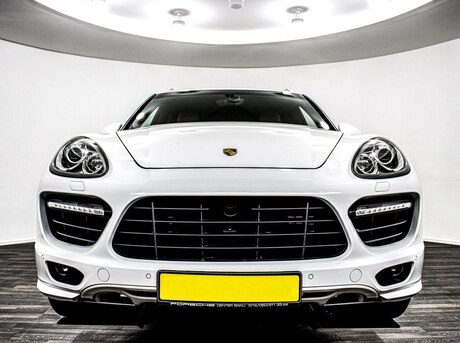 Porsche Cayenne Turbo 2012
