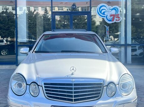 Mercedes E 240
