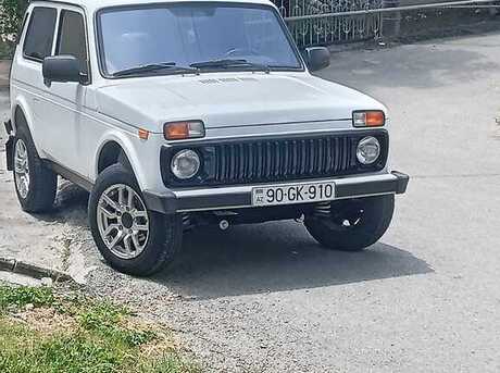 LADA (VAZ) Niva 2009