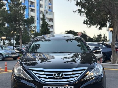 Hyundai Sonata 2010