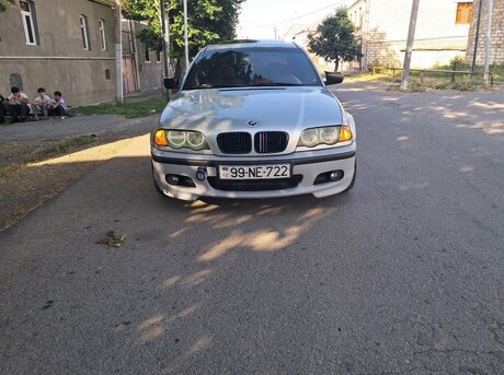 BMW 323 1999