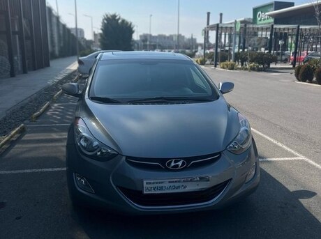Hyundai Elantra 2013