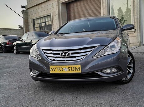 Hyundai Sonata 2010