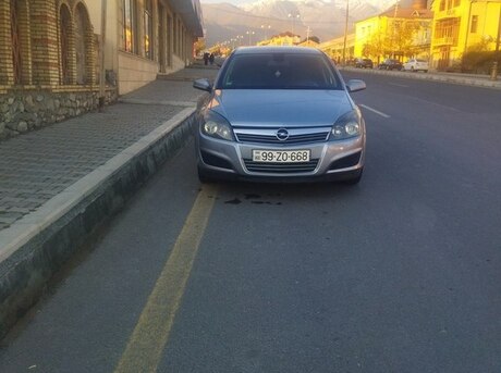 Opel Astra 2007