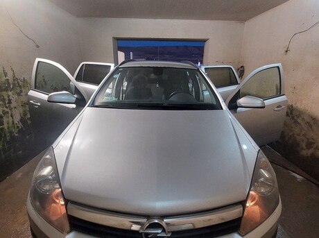 Opel Astra 2006