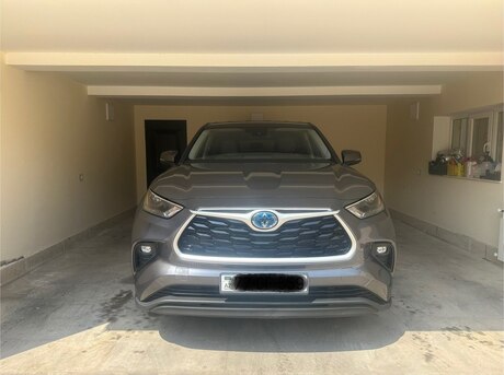 Toyota Highlander 2021