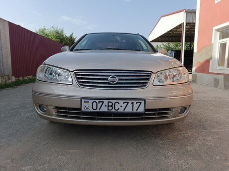 Nissan Sunny 2005
