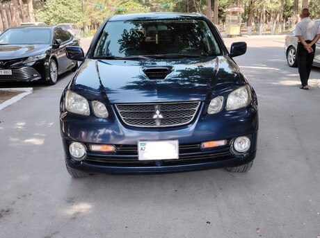 Mitsubishi Airtrek 2003