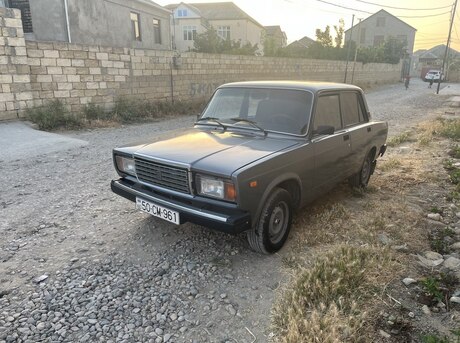LADA (VAZ) 2107 2011