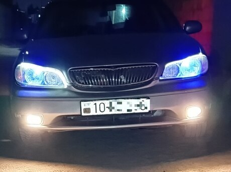 Nissan Maxima 2004