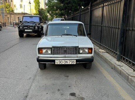 LADA (VAZ) 2107 2011