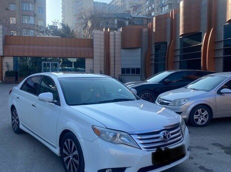 Toyota Avalon 2011