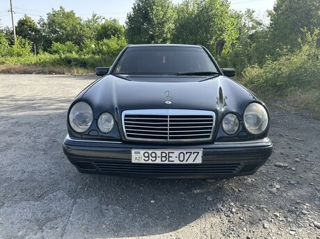 Mercedes E 240 1998
