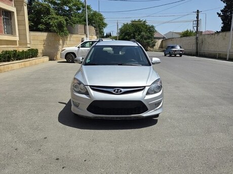 Hyundai i30 2011