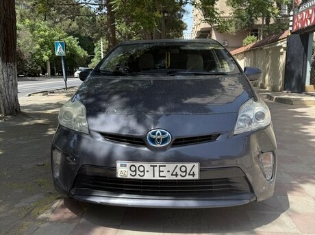 Toyota Prius 2012