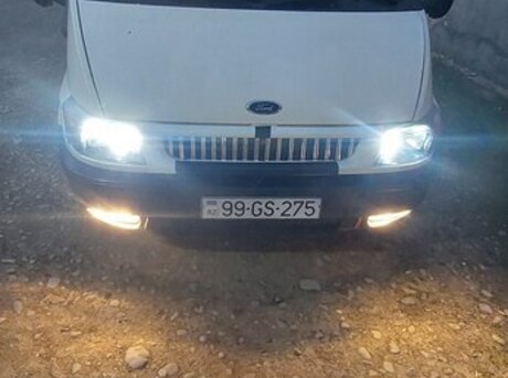 Ford Transit 2000