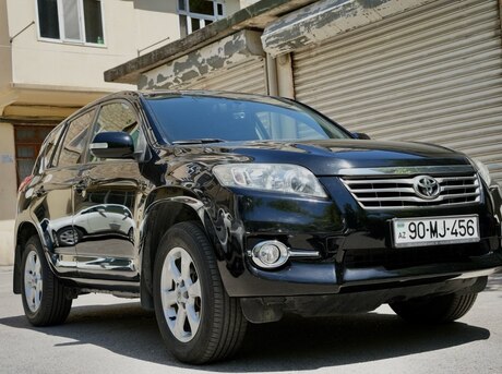 Toyota RAV4 2011