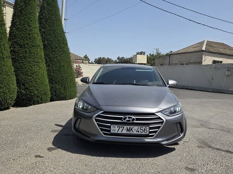 Hyundai Elantra 2018