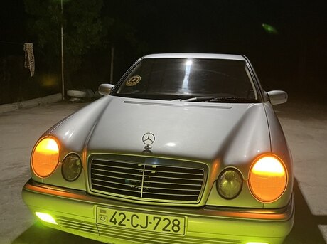 Mercedes E 220 d 1998