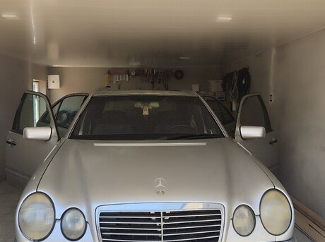 Mercedes E 200 1996
