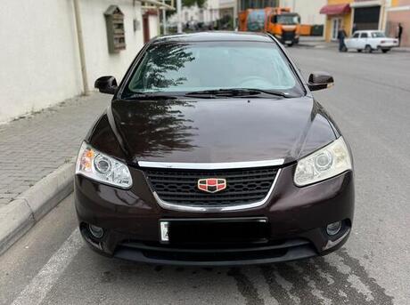 Geely Emgrand EC7 2012
