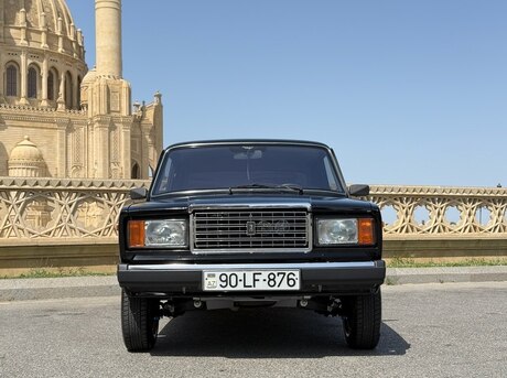 LADA (VAZ) 2107 2010