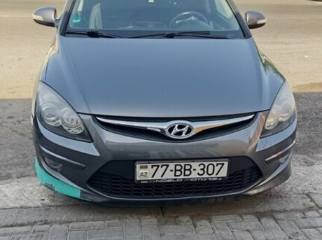 Hyundai i30 2011
