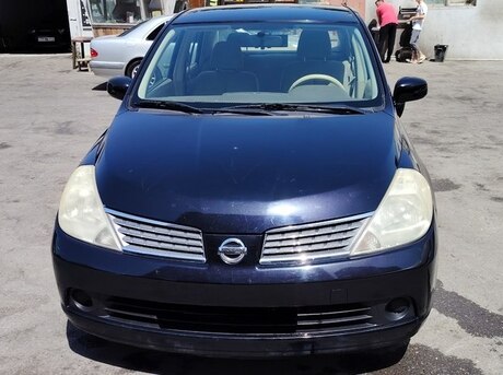 Nissan Tiida 2008