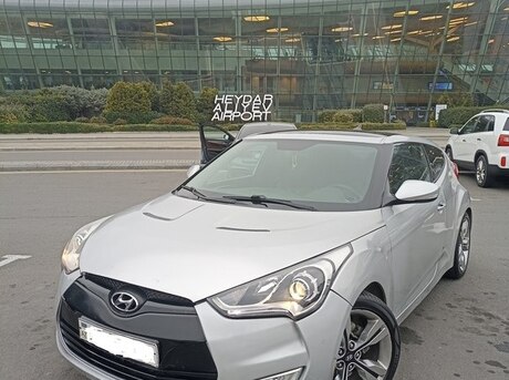 Hyundai Veloster 2011