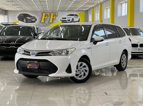 Toyota Corolla Fielder 2018
