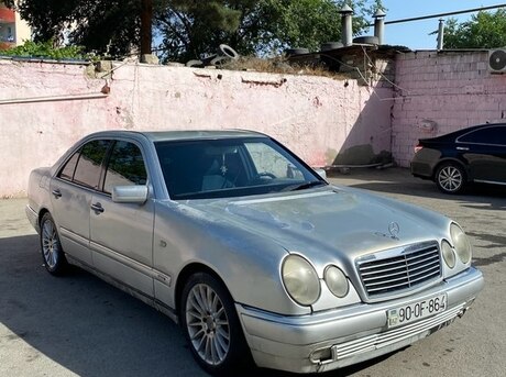 Mercedes E 240 1998
