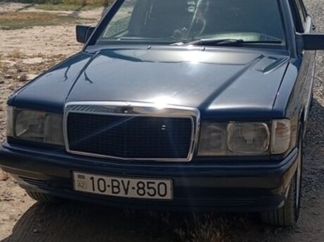 Mercedes 190 1990