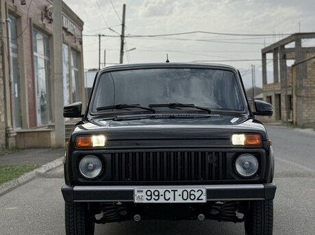 LADA (VAZ) Niva