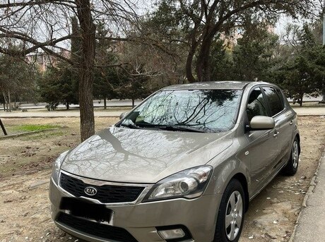 Kia Ceed 2012