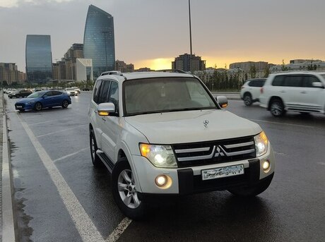 Mitsubishi Pajero 2008