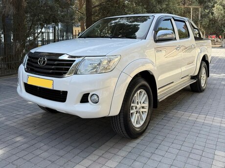 Toyota Hilux 2013