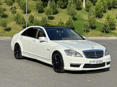 Mercedes S 500