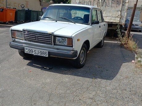 LADA (VAZ) 2107 2001