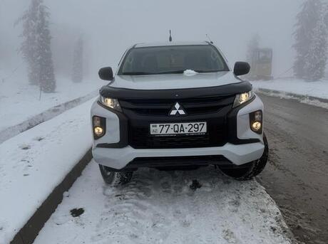 Mitsubishi L200 2022