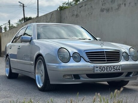 Mercedes E 240 2000