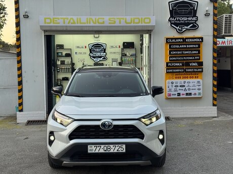 Toyota RAV4 2024