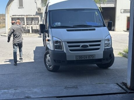 Ford Transit 2009