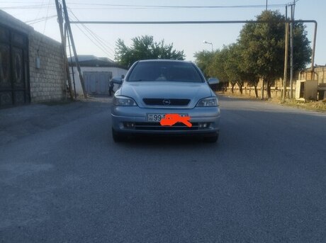 Opel Astra 2002