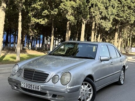 Mercedes E 220 d 2000
