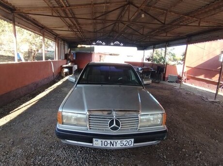Mercedes 190 1992
