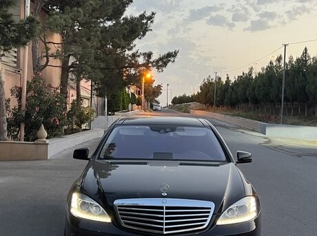 Mercedes S 550 2010